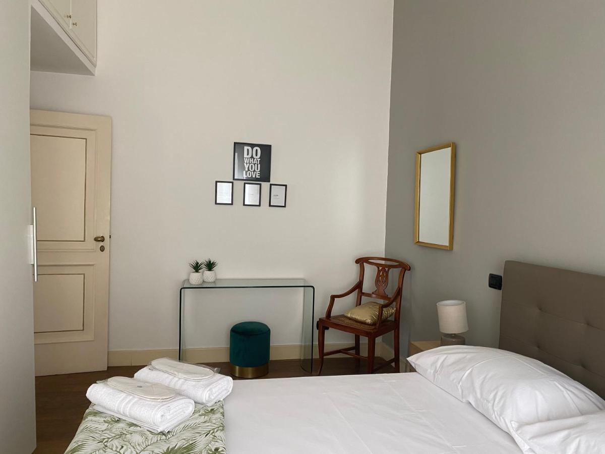 “La Pinta” Elegante Appartamento Al Vomero Napoli Ngoại thất bức ảnh