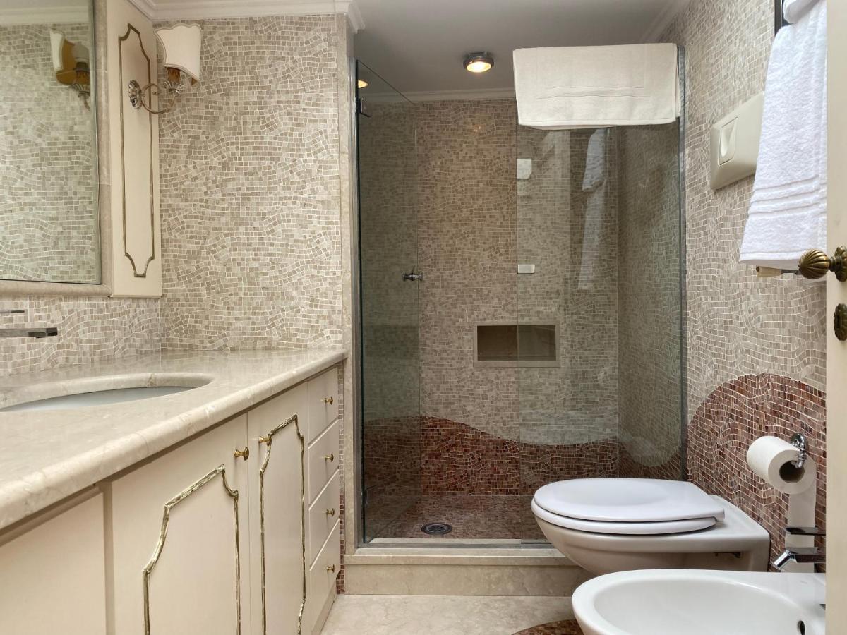 “La Pinta” Elegante Appartamento Al Vomero Napoli Ngoại thất bức ảnh