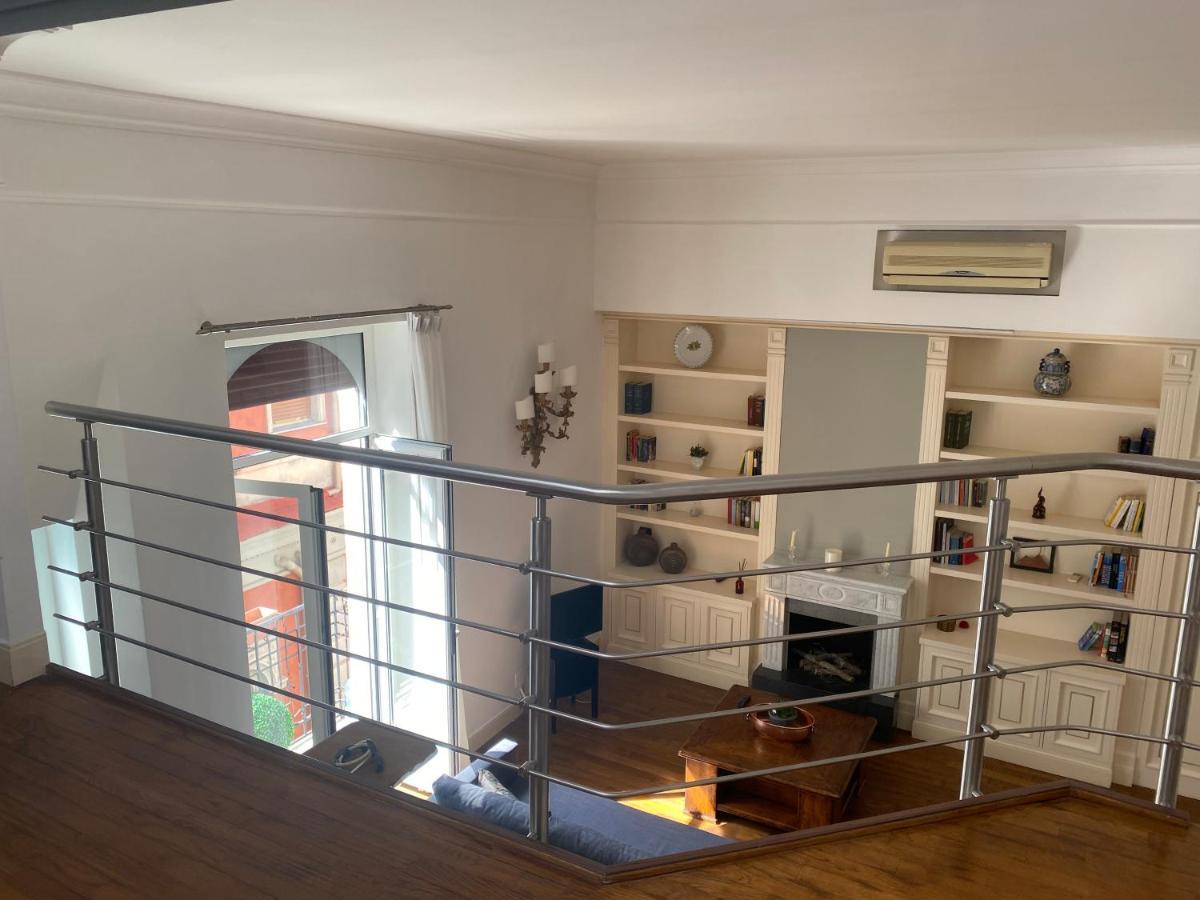 “La Pinta” Elegante Appartamento Al Vomero Napoli Ngoại thất bức ảnh